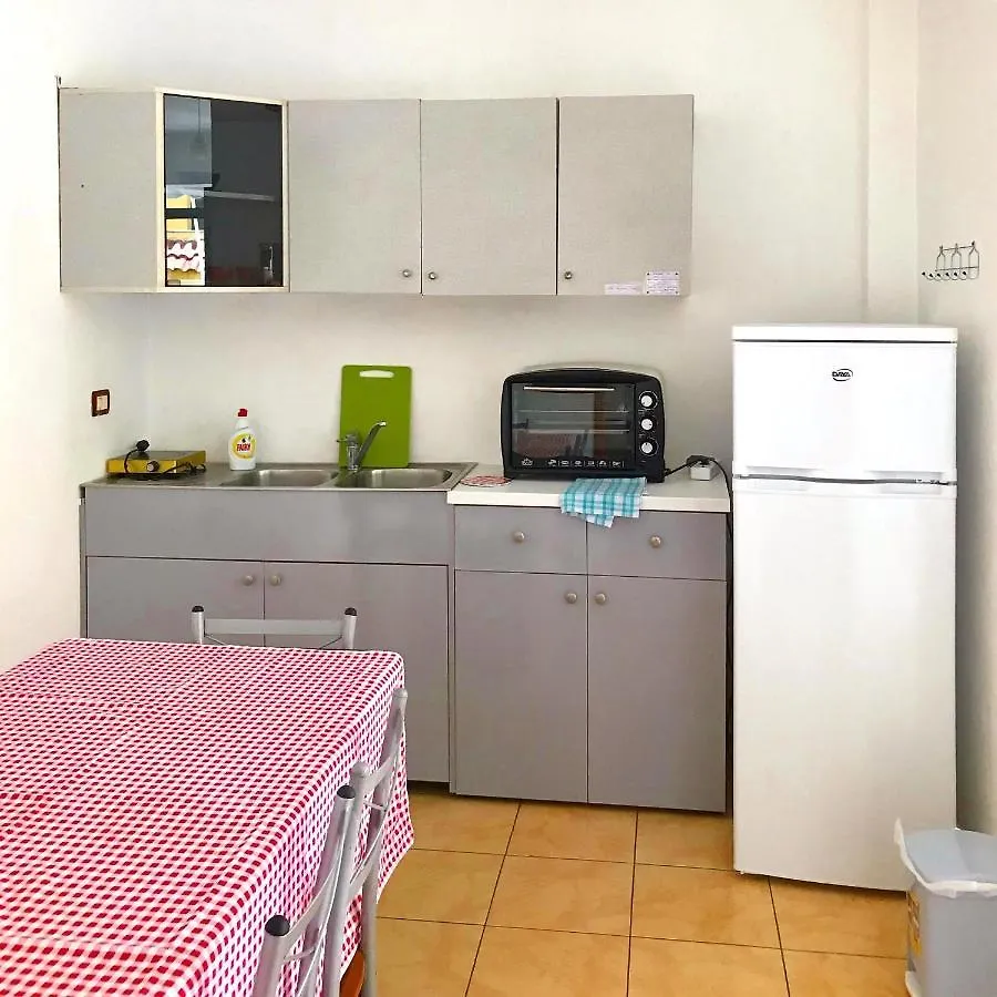 Vila Aliaj Deluxe Apartment With 2 Rooms & 2 Baths And Garden View Durres Albania
